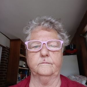 Meet your Posher, Sylvia